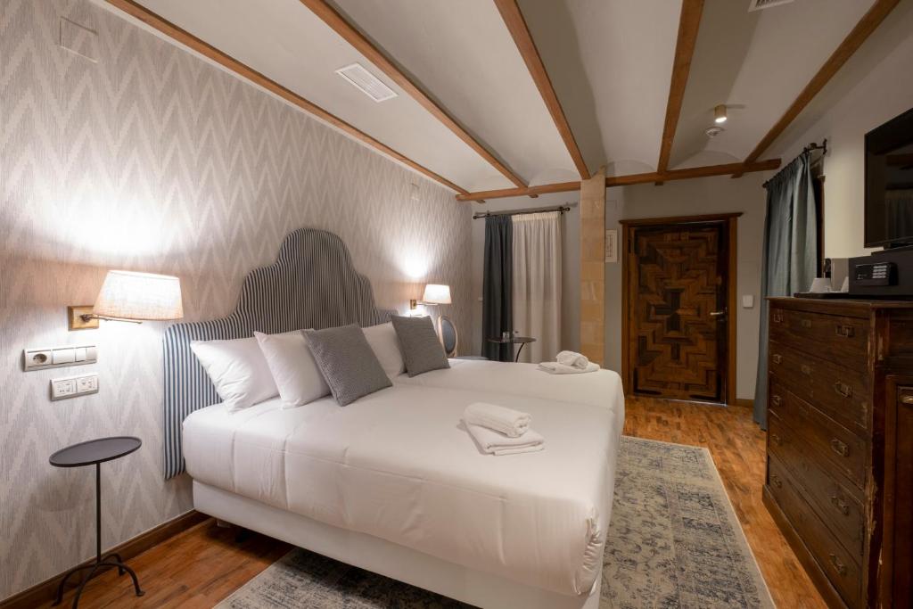 Hotel Cetina Palacio de los Salcedo photo 2