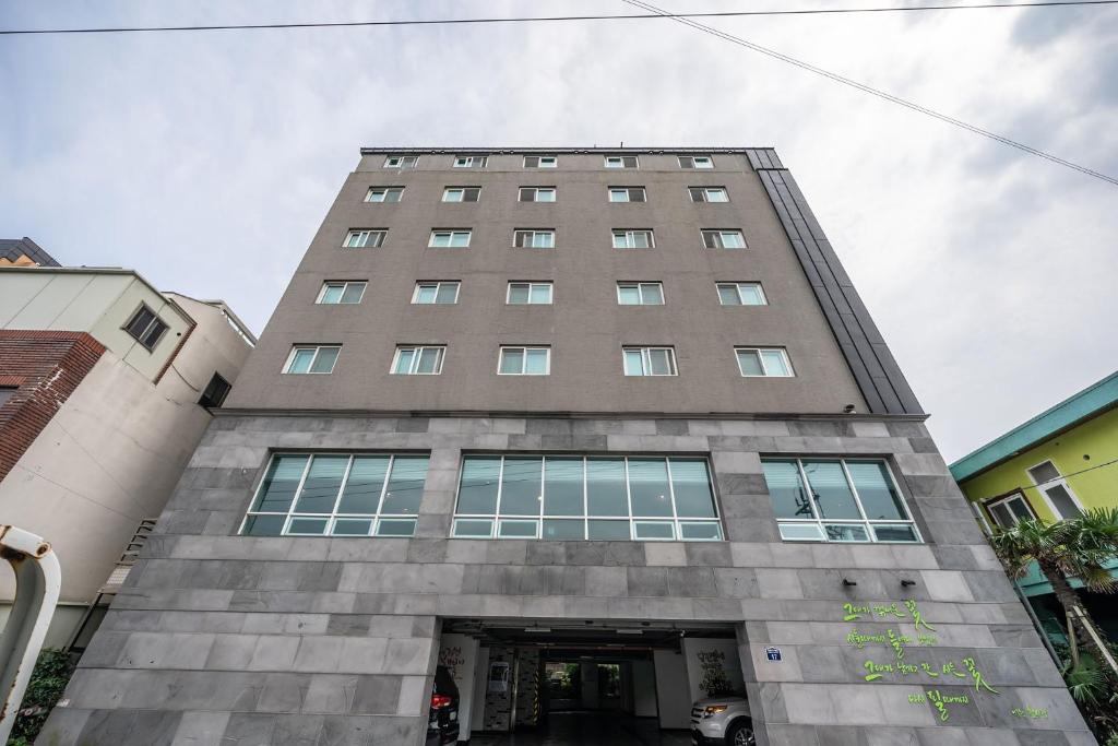 Hotel Rest Seogwipo photo 3