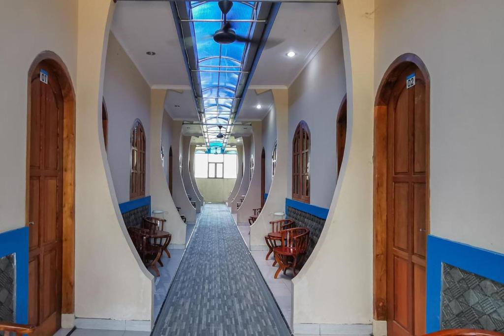 RedDoorz near Pantai Pancer Door Pacitan photo 4