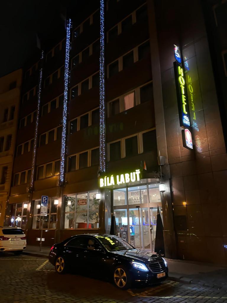 Luxury Family Hotel Bílá Labuť photo 3