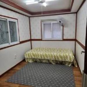 Hongcheon fence house photo 3