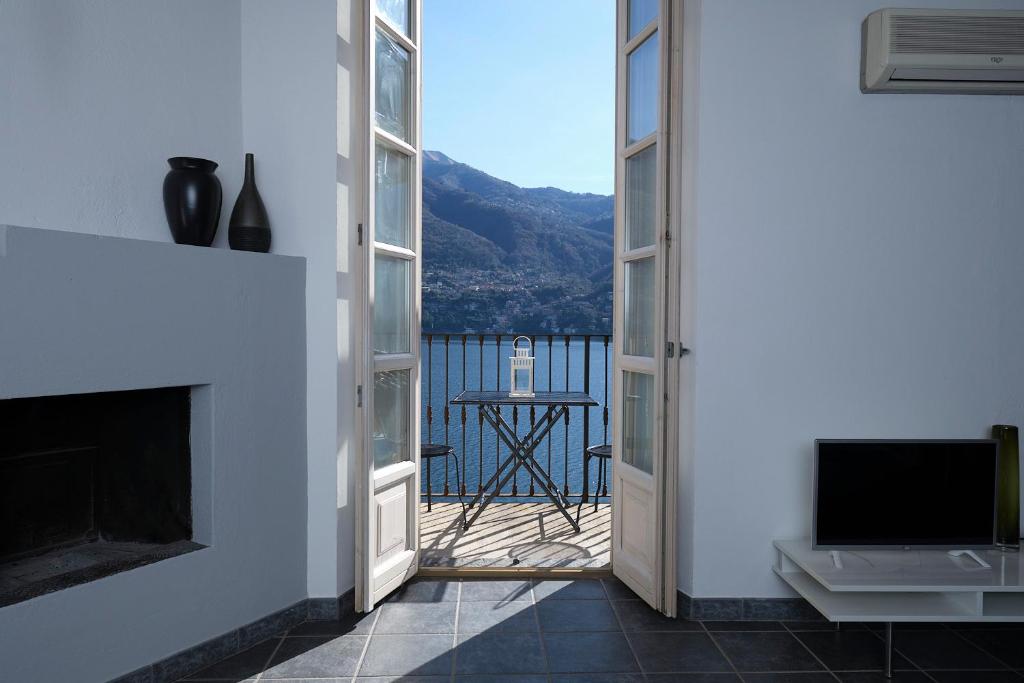 Cozy Suites on the Lake - The House Of Travelers photo 2