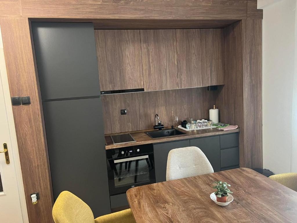 Kuman Apartments photo 4