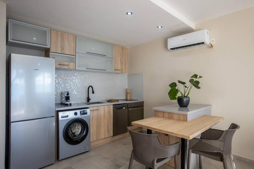 Hamaka condo a beachfront retreat on Simpson Bay Beach photo 4