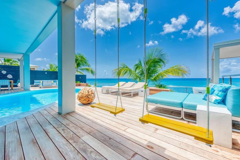 Surfsong Villa- Luxury Water Front Villa for 12 photo 1