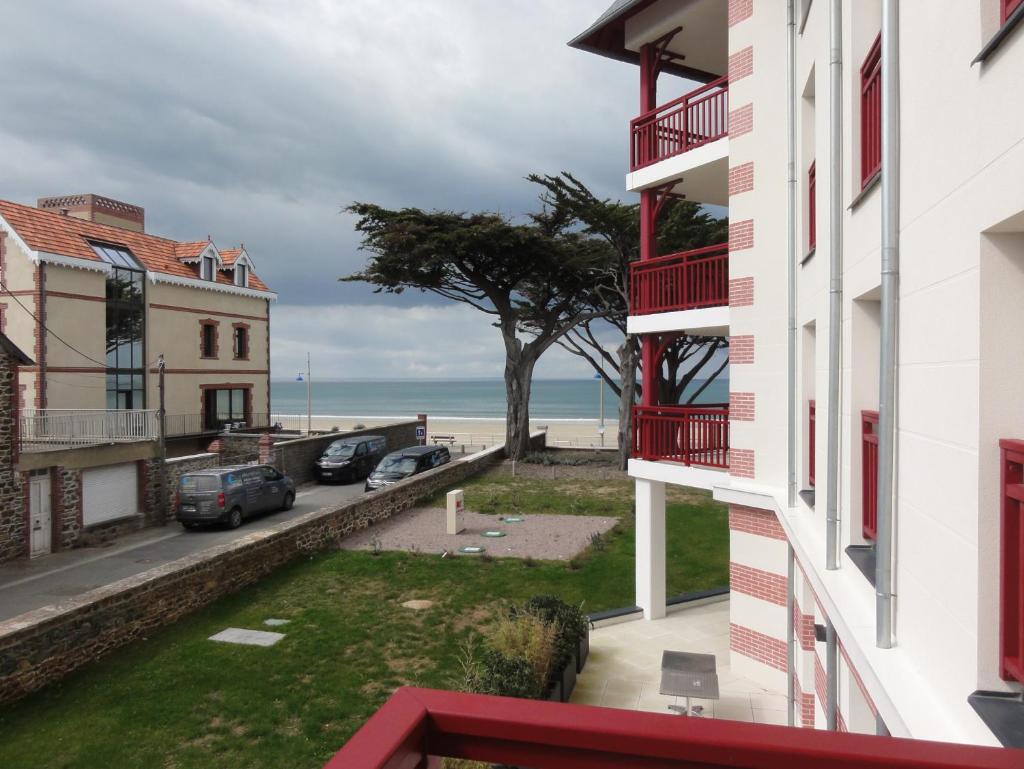 Coup de coeur pour un appartement en bord de mer à Pléneuf-Val-André photo 4