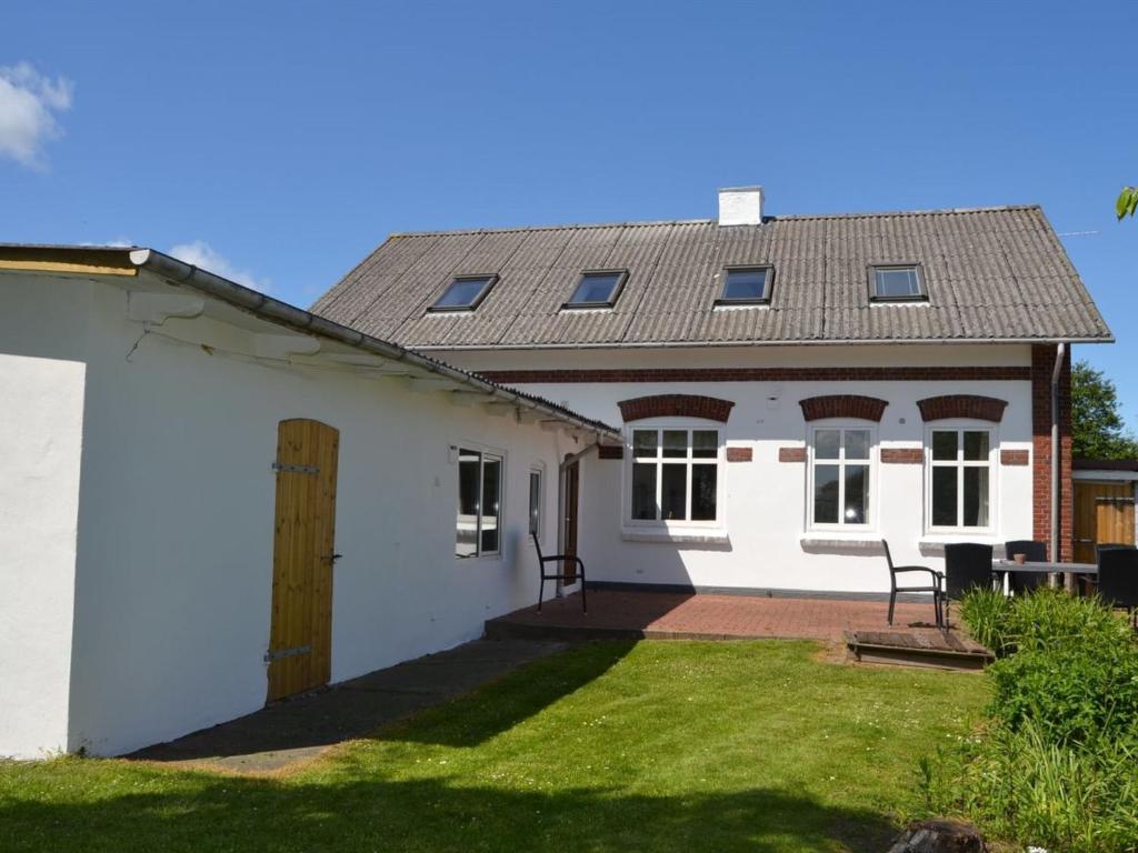 Holiday Home Veli - 1-7km from the sea in Western Jutland by Interhome photo 1