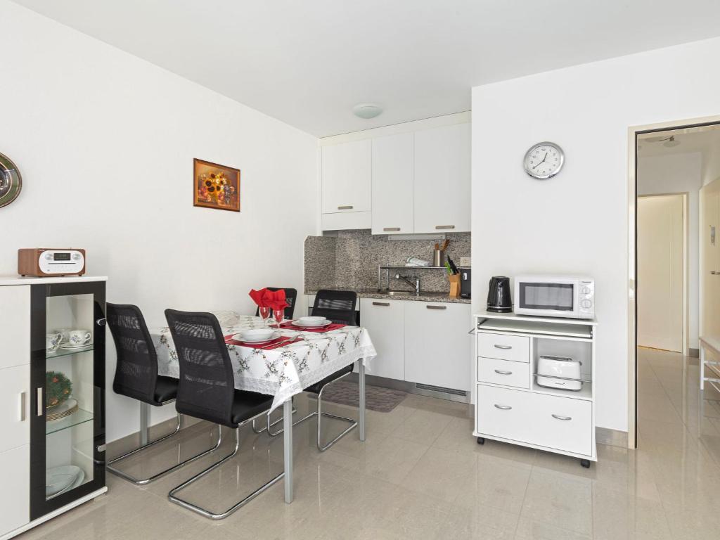 Apartment Residenza Robinia by Interhome photo 1