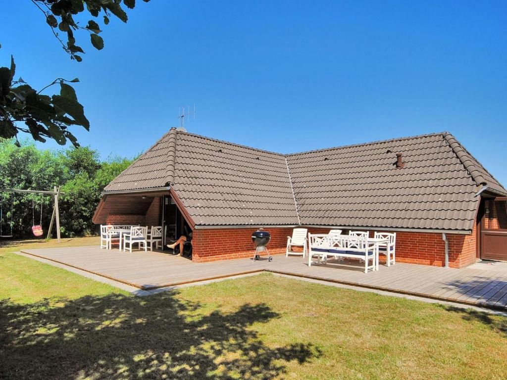 Holiday Home Elkea - 550m to the inlet in Western Jutland by Interhome