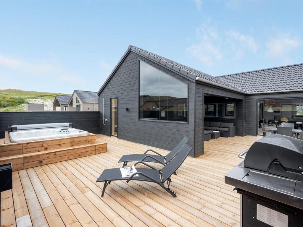 Holiday Home Nedelka - all inclusive - 100m from the sea in Western Jutland by Interhome