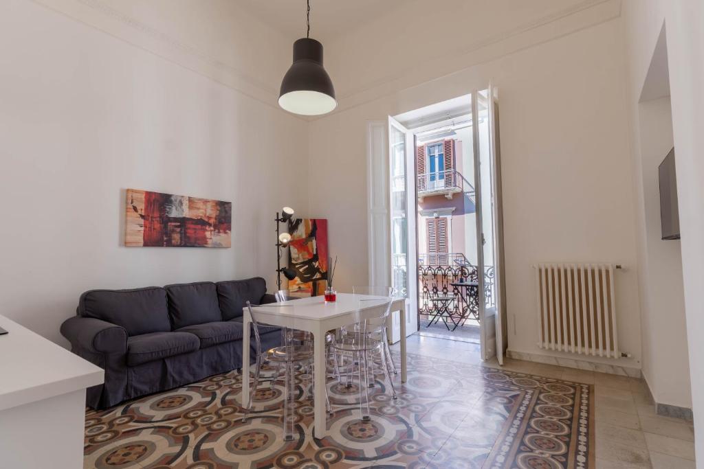 Daniel's Apartment, Bari