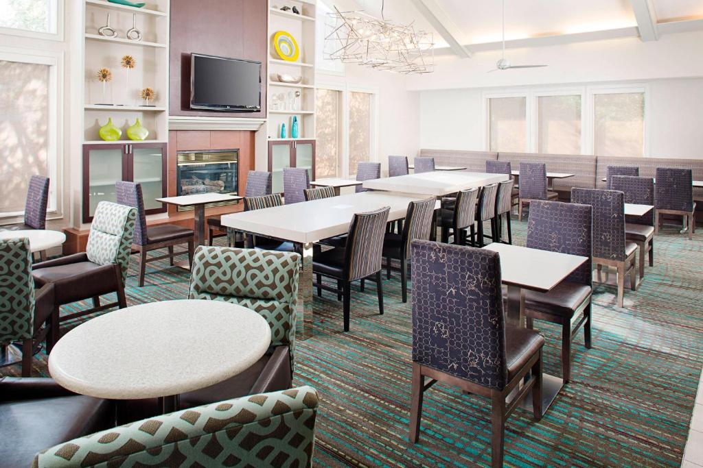 Residence Inn Dallas Park Central photo 3
