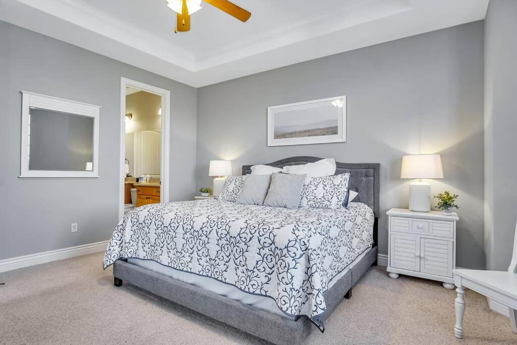 WALK IN Two bed Lakeview at Indian Point photo 2