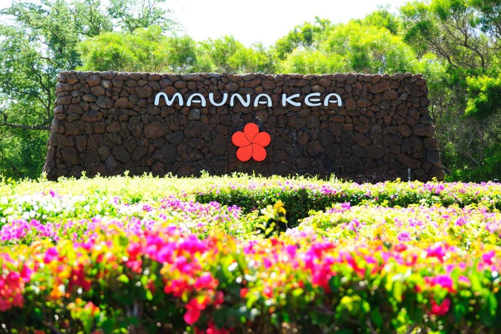 Mauna Kea Beach Hotel, Autograph Collection image