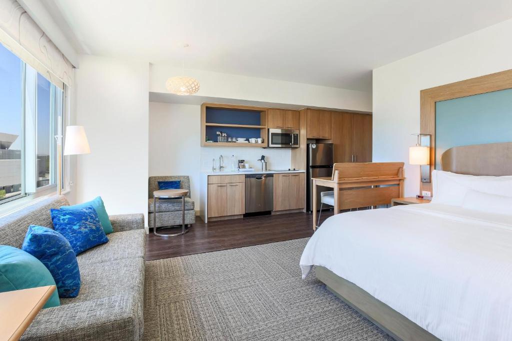 Element Ontario Rancho Cucamonga image