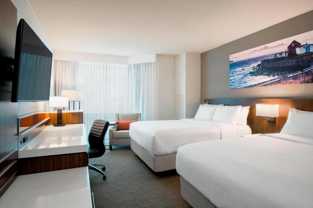 Delta Hotels by Marriott St. John's Conference Centre photo 2