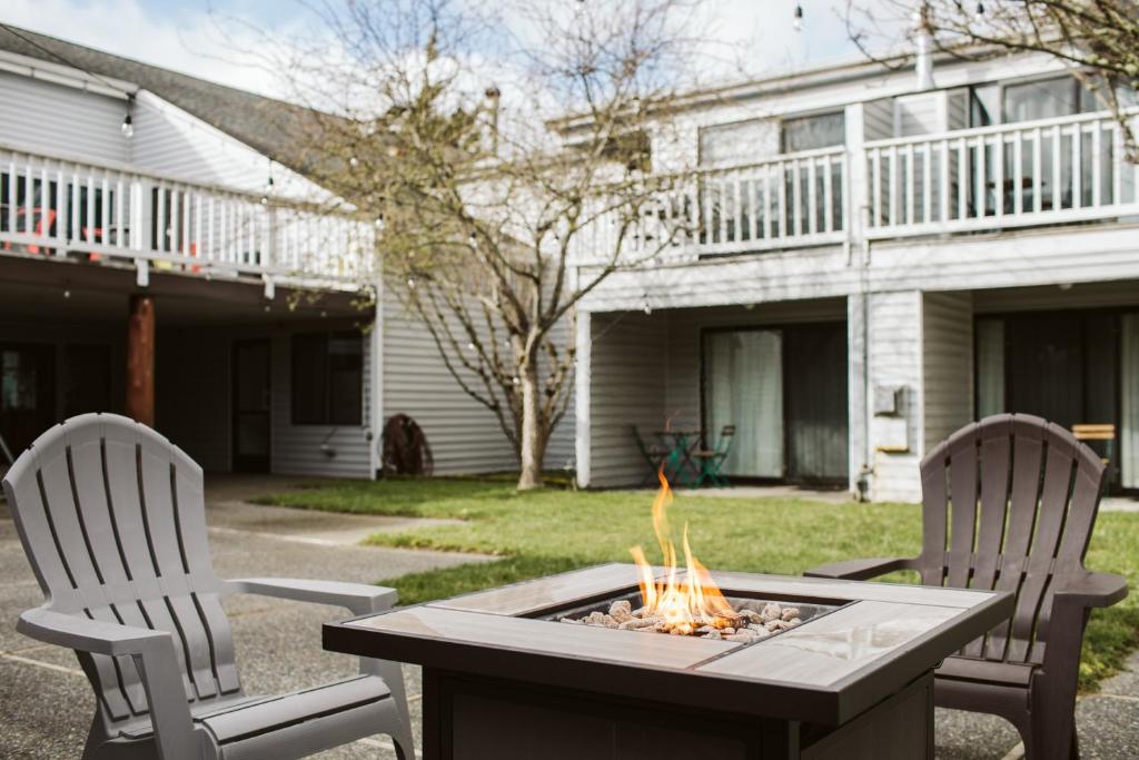 Friday Harbor Suites photo 1