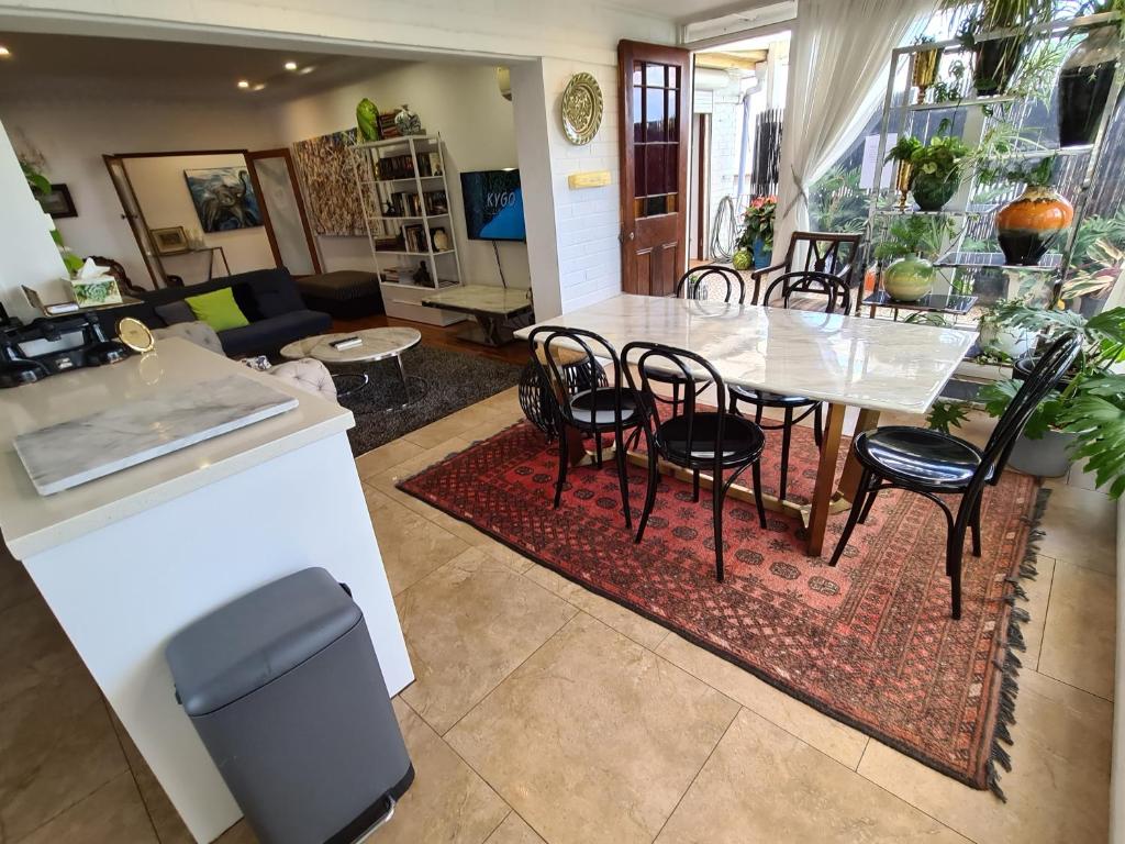 Vista unit Close to the City & Airport & Train station and Brighton Le Sands Beach photo 4