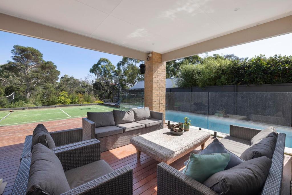 Corymbia Mount Martha photo 3