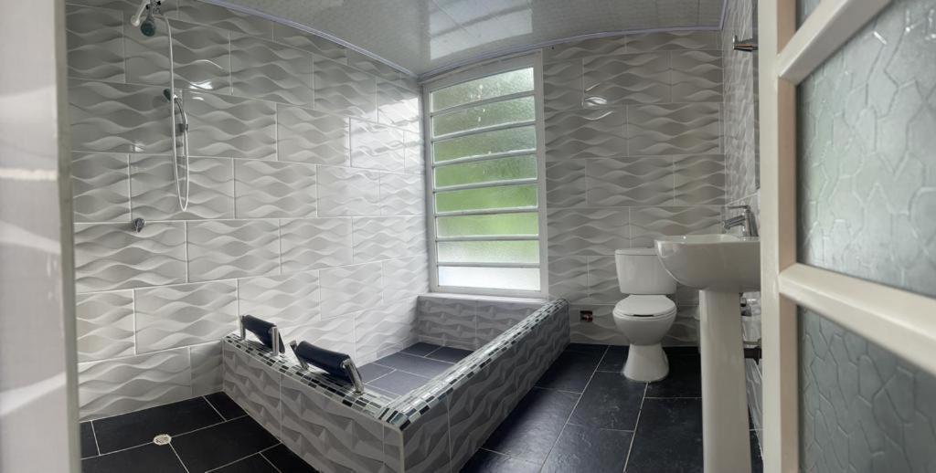 Casa con piscina photo 3