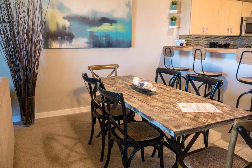 Siren`s Serenity Condo - Oyhut Bay Seaside Village photo 3