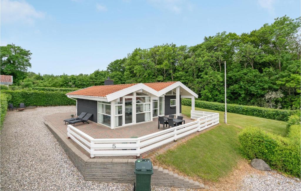 Awesome Home In Sjlund With 3 Bedrooms, Sauna And Wifi