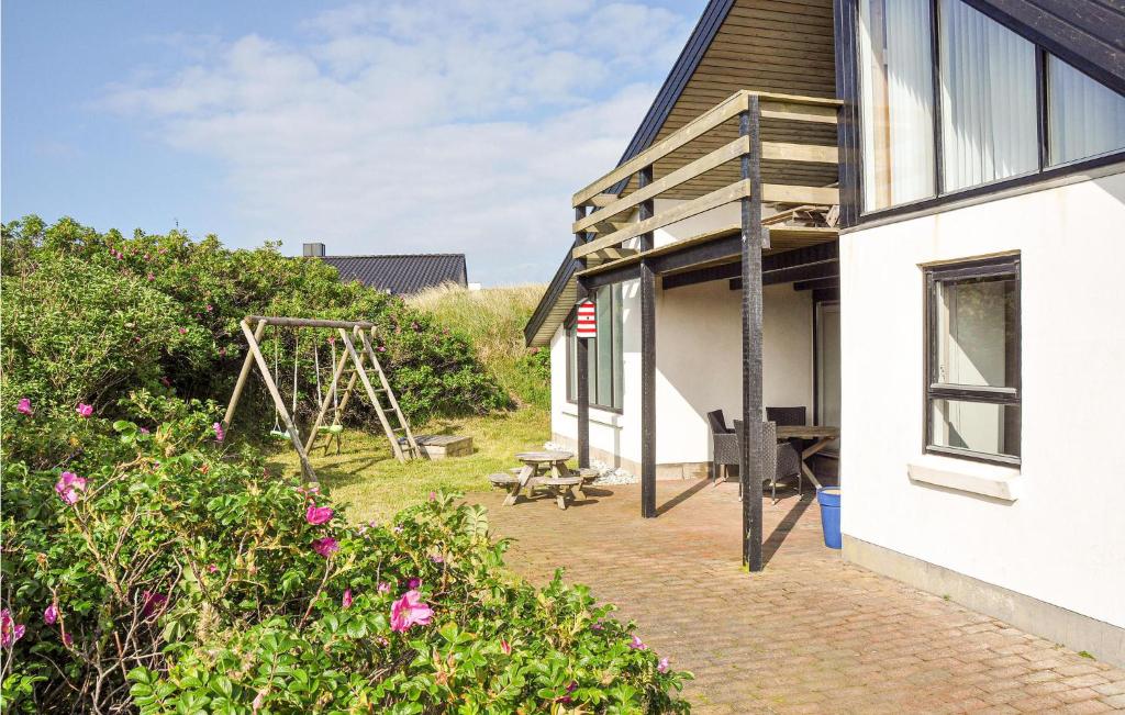 Nice Home In Thisted With 4 Bedrooms, Sauna And Wifi photo 4