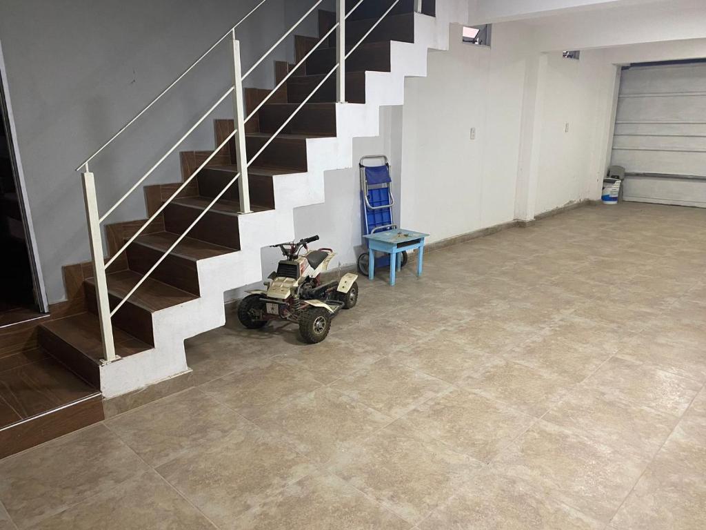Hermosa Casa con Quincho y pileta photo 4
