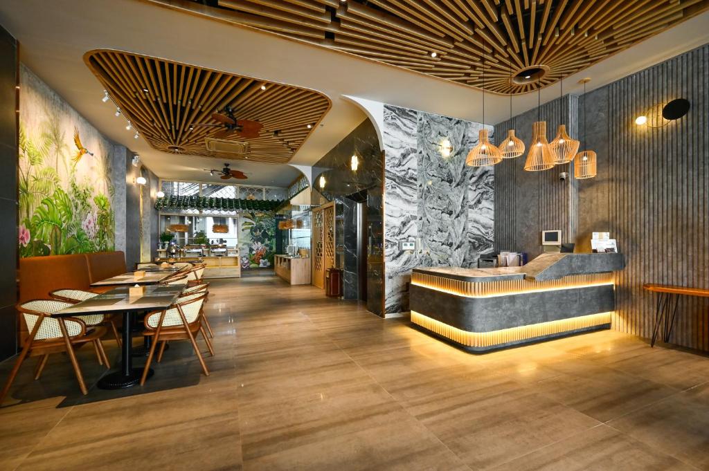 LA OPERA SAIGON HOTEL