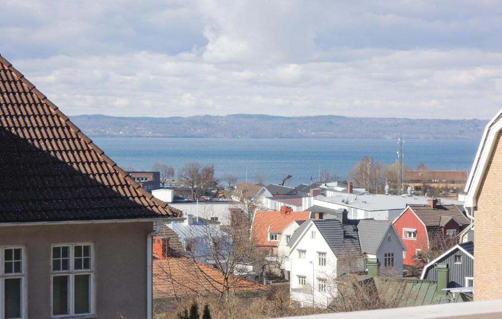 Stunning Home In Huskvarna With 3 Bedrooms And Wifi photo 4
