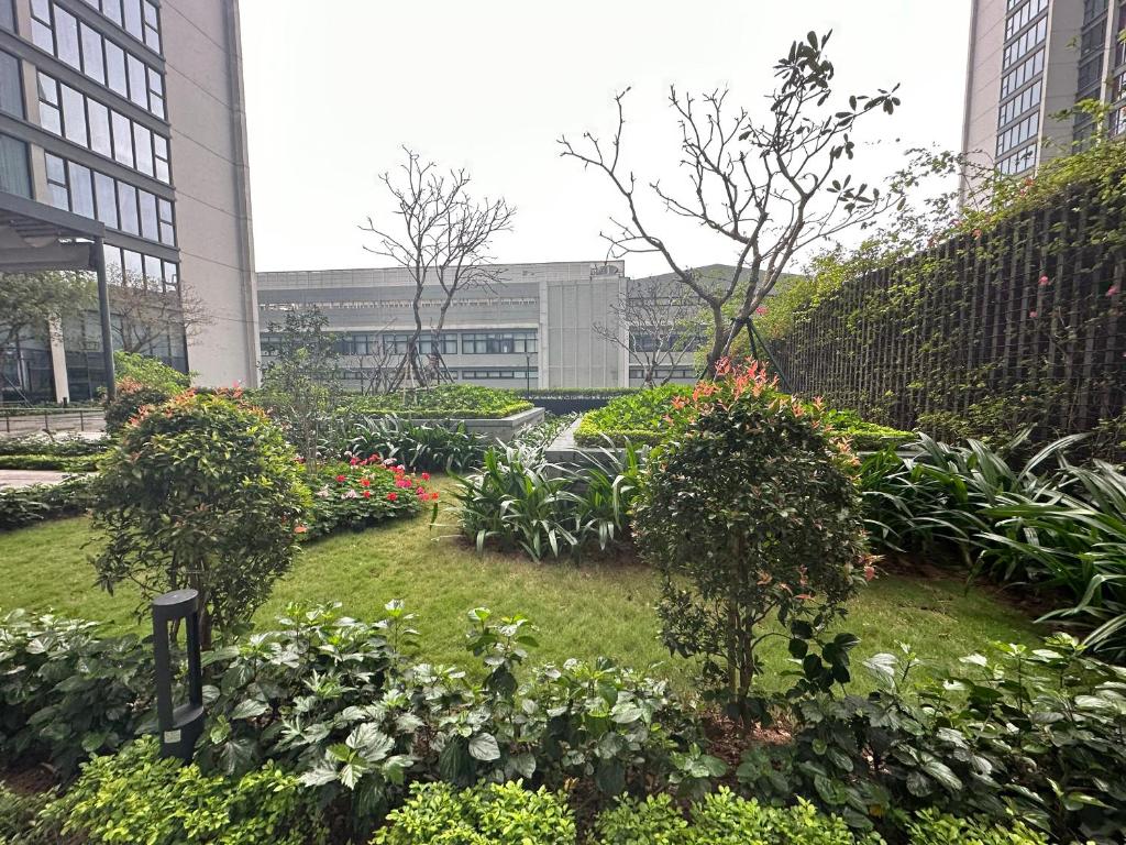 Paradise Home Luxury Apartment Metropolis