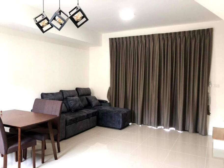 Pleno Srinakarin House Complex photo 3