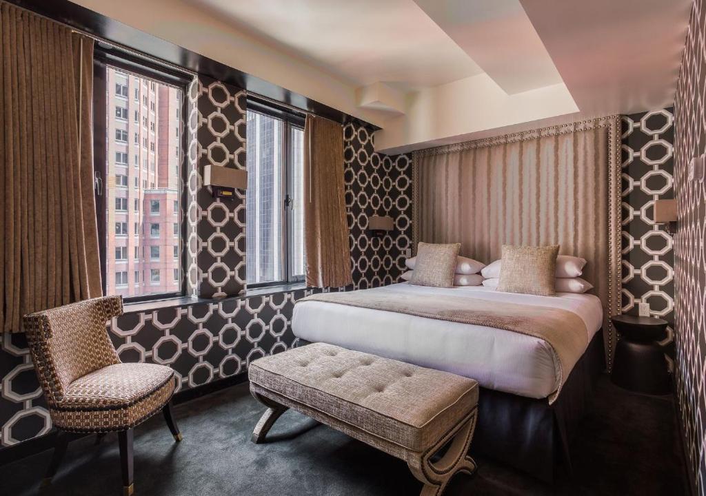45 Times Square Hotel image