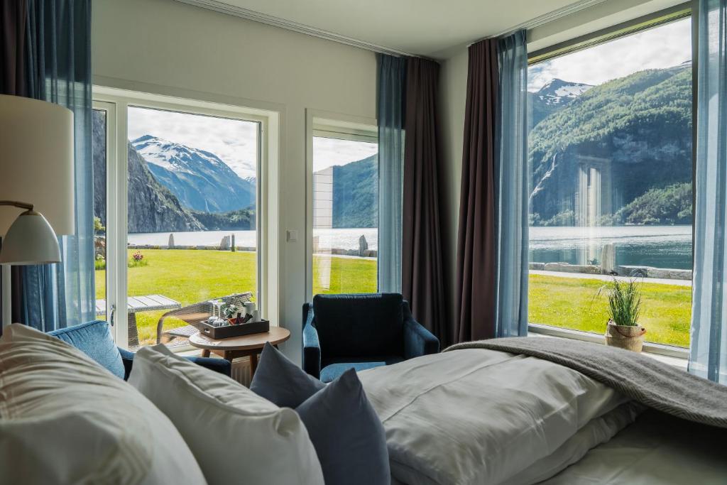 Valldal Fjordhotell - by Classic Norway Hotels photo 3