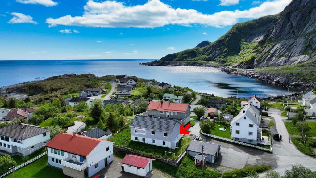 House in the heart of Lofoten with spectacular view photo 1