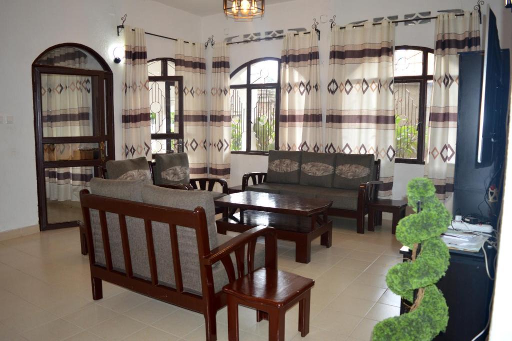 Bujumbura Sweet Home - Maison bien équipée avec voiture gratuite photo 4