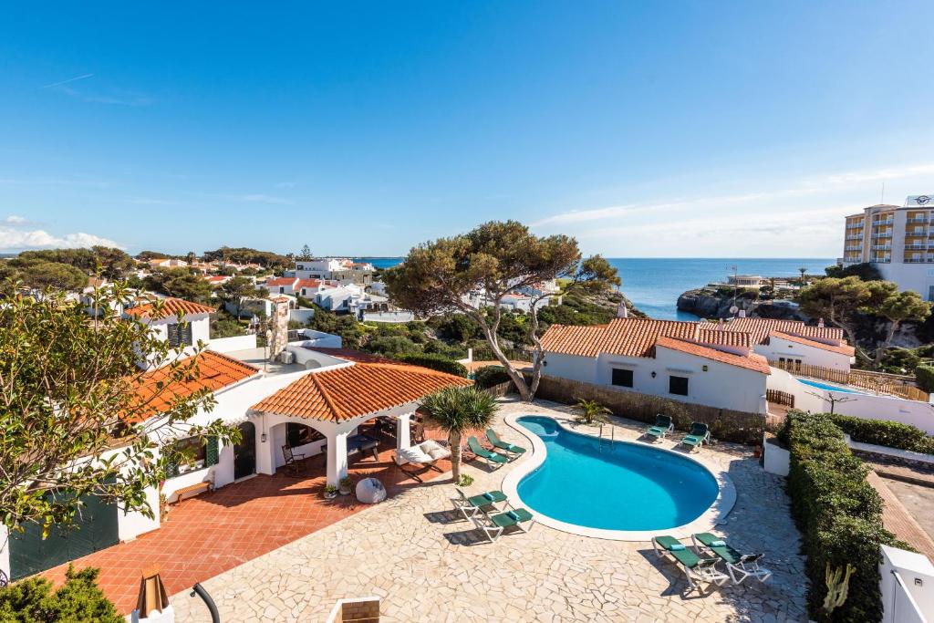 Nuriana 4 bedroom villa, Calan Blanes photo 1
