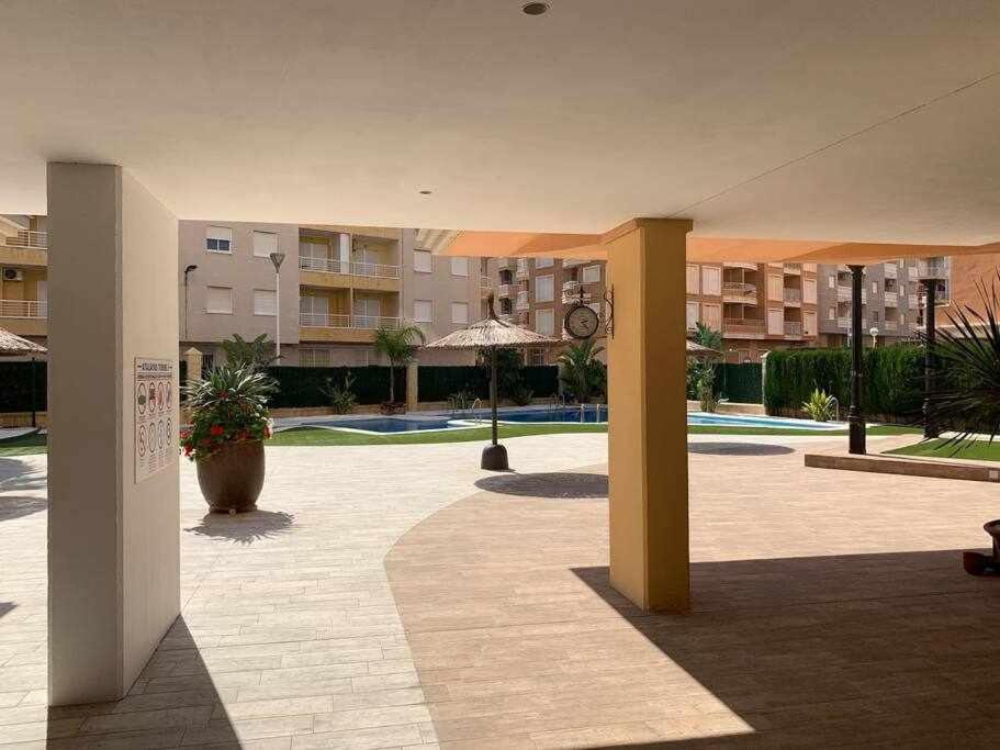 Piso estilo Mediterráneo a 200m de la playa photo 2