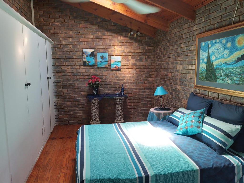 Sharon's Dream - Self Catering Apartment photo 4