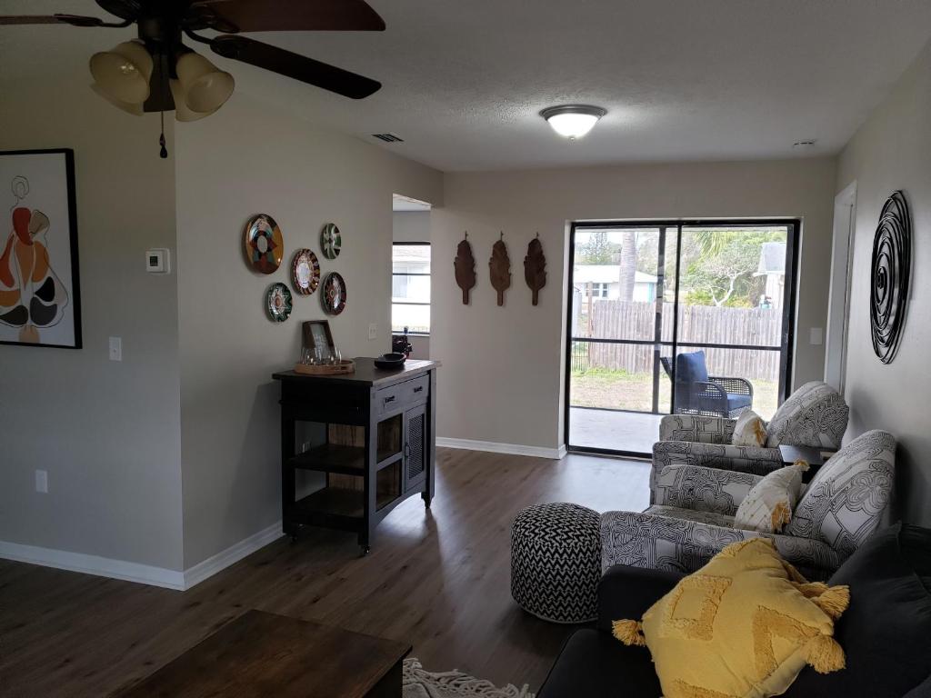 Shell near the Sea, 2-Br Pet Friendly Home photo 2