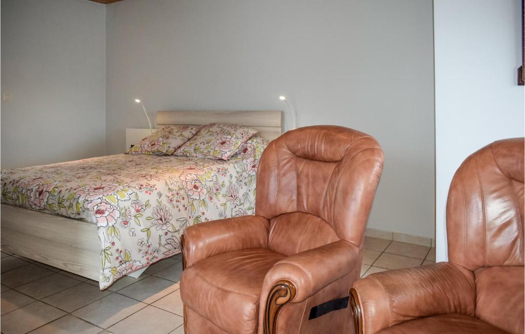 Stunning Home In Quemperven With Wifi And 1 Bedrooms photo 2