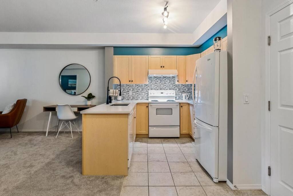Gorgeous Condo, Perfect Okanagan Getaway 1207 photo 2