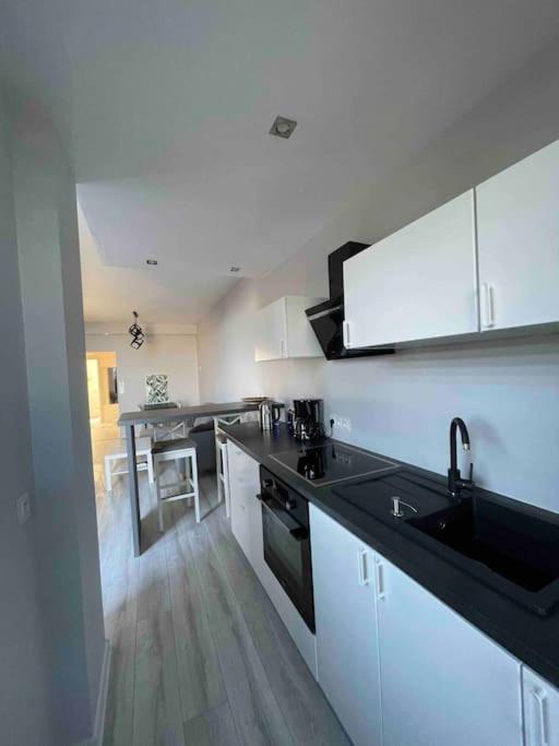 Apartament w Nowym Warpnie z widokiem na wodę. photo 3