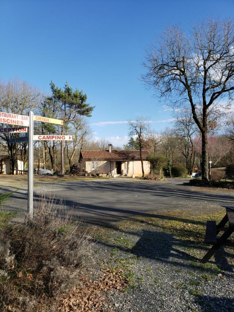 Gîte dans camping 4 étoiles photo 1