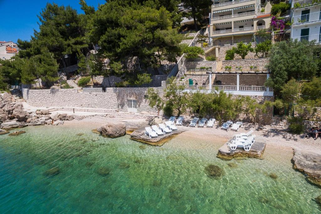Villa Adriatica Excelsior - Beachfront Retreat photo 1