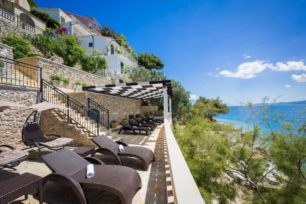 Villa Adriatica Excelsior - Beachfront Retreat photo 2
