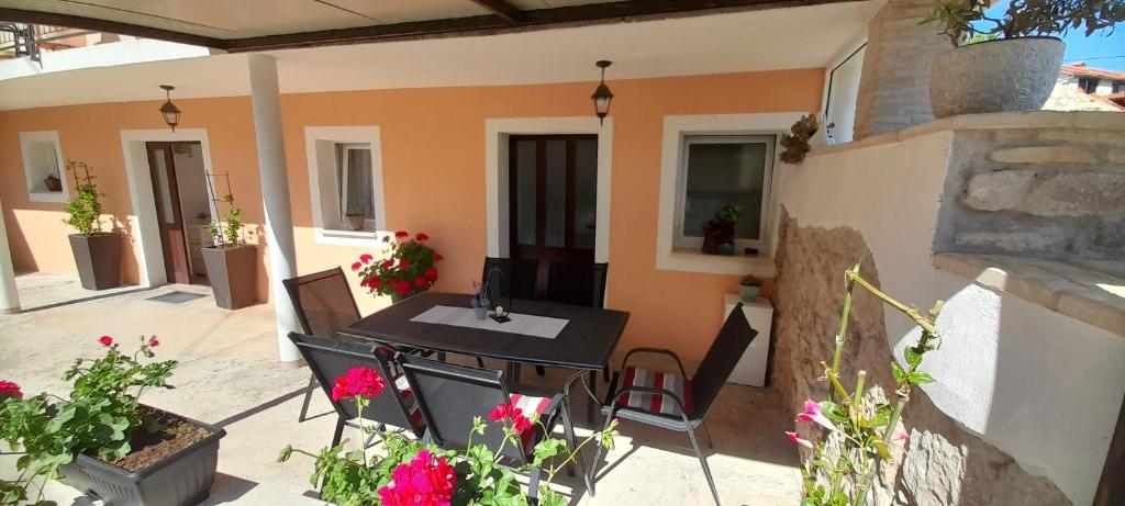 Casa Šimeti photo 2
