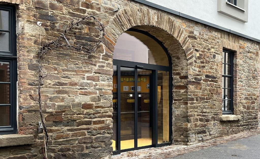 Boutiquehotel Burg Adenbach & Alter Weinbau photo 3