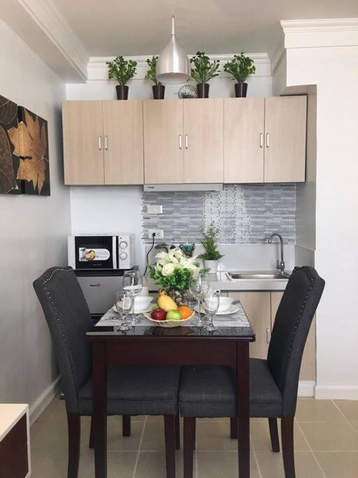 One bedroom apartment with Fast wifi and Netflix photo 1