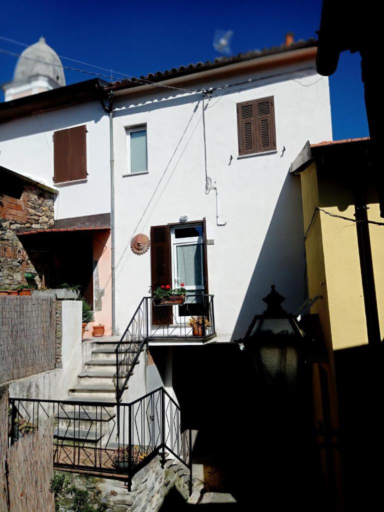 La "Casina nel borgo" , relax a un passo dalle 5 Terre photo 2